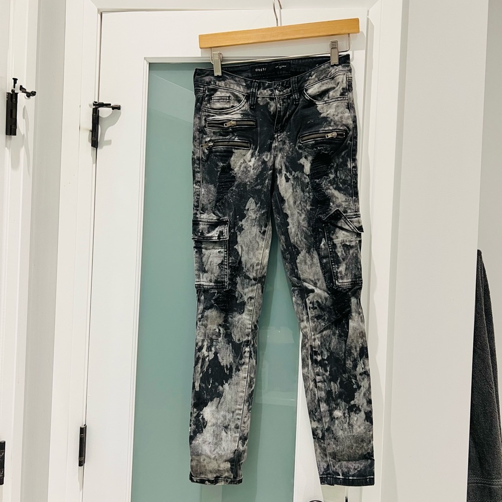 Guess Jeans